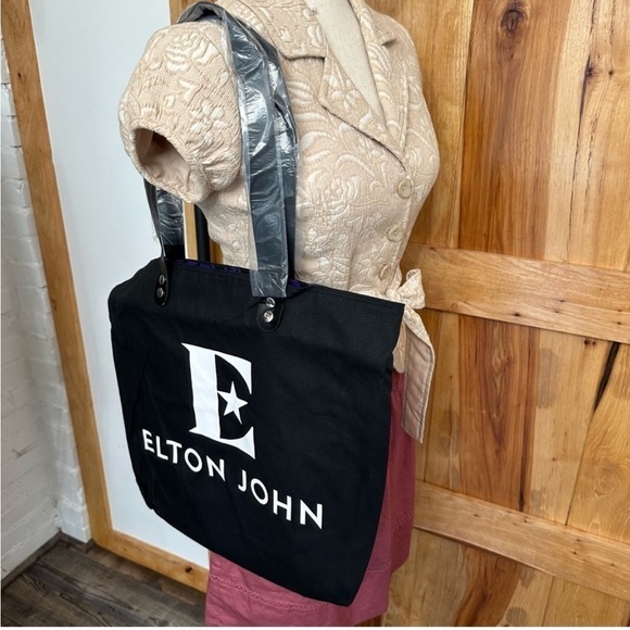 NWT Elton John Farewell Yellow Brick Rd Swag Bundle VIP Bag Set + Funko Pop NIB - Picture 6 of 17